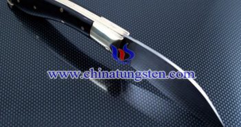 鎢鋼戰(zhàn)術刀圖片