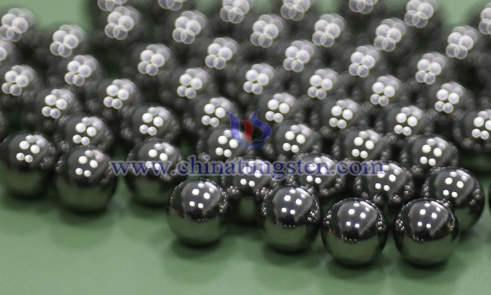 中鎢智造硬質(zhì)合金球圖片