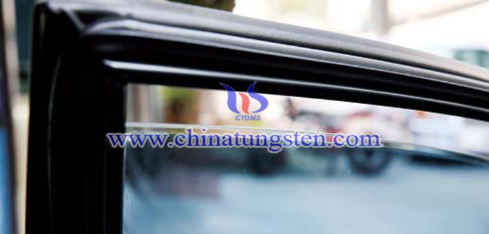 斷熱窓ガラス用の紫色酸化タングステンナノ粒子寫(xiě)真