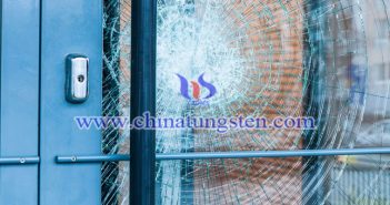 省エネスマートガラス用の結(jié)晶性WO3フィルムの寫(xiě)真