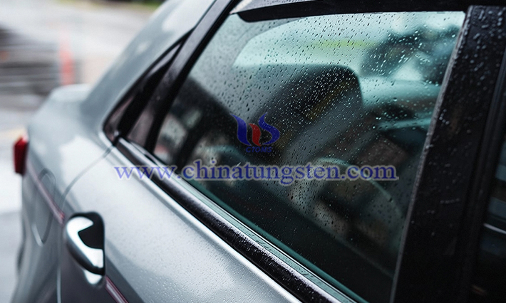 自動車用斷熱ガラス用紫色酸化タングステン