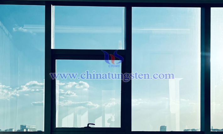 建築用ガラス斷熱コーティング用ナノタングステン酸化物